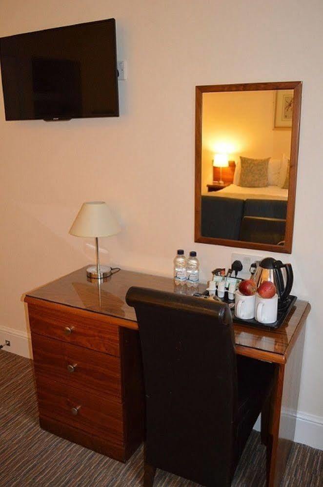 City Lodge Salisbury Extérieur photo